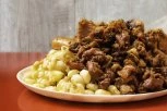 SMETAJU IM PODVARAK I ČVARCI! Svetski kuvari izbacili "crnu listu", udarili na tradicionalna jela!