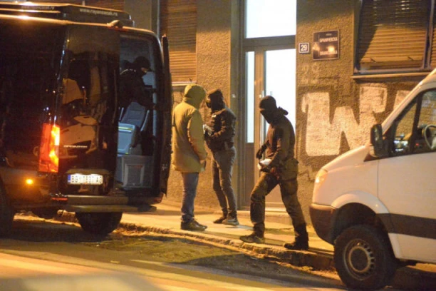 ZLOČIN U ŠAPCU: Dvojica napala muškarca, UDARALI GA PALICOM PO GLAVI I TELU!