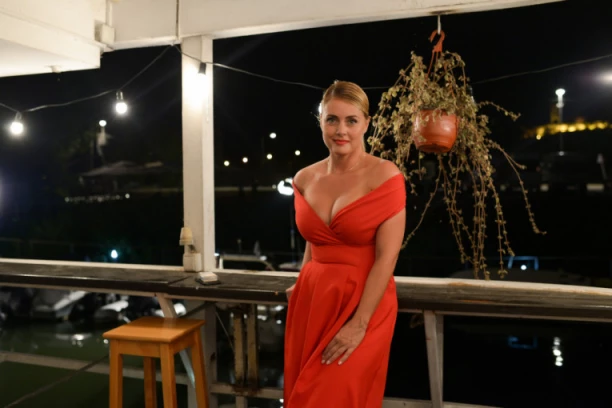 TAMARA KRCUNOVIĆ NE BI DALA LJUBAVNI SAVET MACI: Ona je našla pravog čoveka, sebe bih savetovala za te stvari!