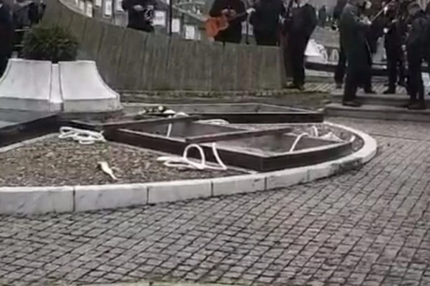 (FOTO,VIDEO) VEČNI POČINAK: Ovde će biti sahranjen Džej