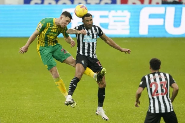 NJUKASL KRENUO PO SRBINA! Svrake dovode proverenu robu!