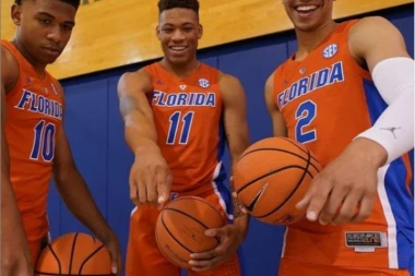 (VIDEO) HOROR: Jedan od najperspektivnijih košarkaša na svetu KOLABIRAO NA TERENU, BORI SE ZA ŽIVOT!