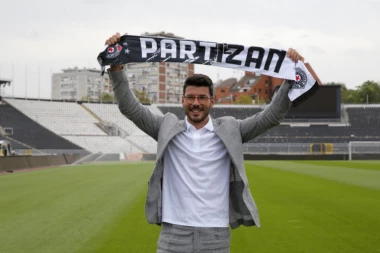 JOJIĆU, CARE: Hteo je zataška, ali je procurilo - NEVEROVATAN GEST fudbalera Partizana!