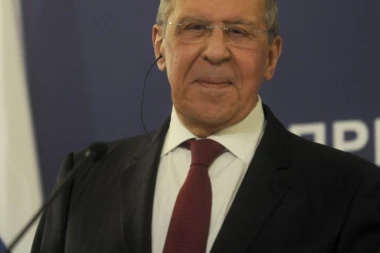AKO ŽELITE MIR, SPREMITE SE ZA RAT: Lavrov UPOZORIO Evropsku uniju da ne uvodi sankcije Rusiji!