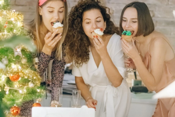 IMATE NEODOLJIVU ŽELJU ZA SLATKIŠIMA!? Uključite u ishranu ovu stvar i rešićete se OGROMNOG PROBLEMA!