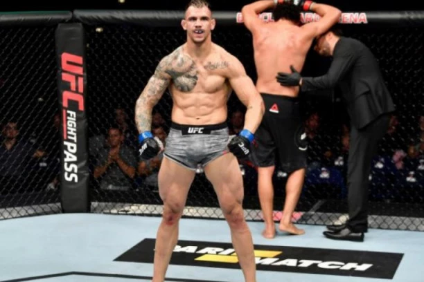 ALEKSANDAR RAKIĆ JE STIGAO DO VRHA: Srbin PRED TUČU ŽIVOTA ODUŠEVIO tokom intervjua sa najpopularnijim MMA novinarom!