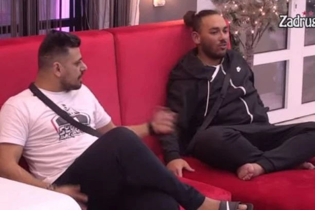 (AUDIO SNIMAK) BORIN BRAT UPUTIO JEZIVE PRETNJE NECINOJ PORODICI: Ako nastaviš ovako, LOŠE TI SE PIŠE