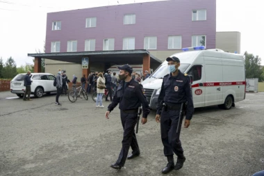 IZGUBILI SE TOKOM VEŽBE: Pronađena deca nestala u pećini kod Moskve!