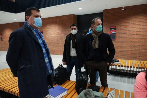 NEKO ŠTITI PASTORKA PEVAČICE? Nastavljeno suđenje za ubistvo devojke na pumpi!