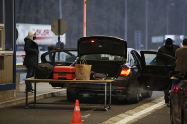 MA, GDE SI TI POŠAO?! Policija sprečila Italijana da preko granice prenese ZAŠTIĆENO PRIRODNO DOBRO