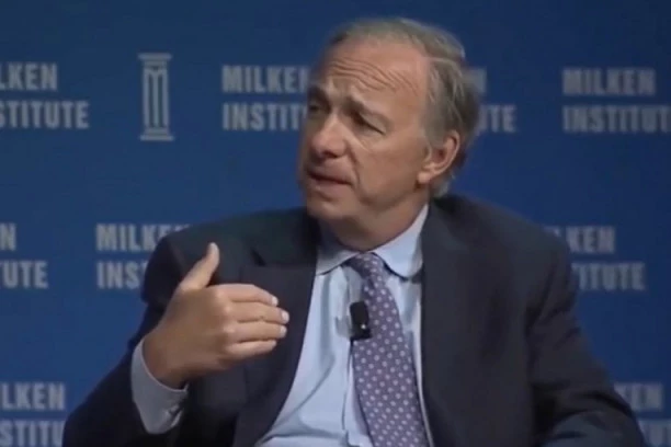 IZGOREO U AUTU! Poginuo sin čuvenog bogataša! On skrhan!