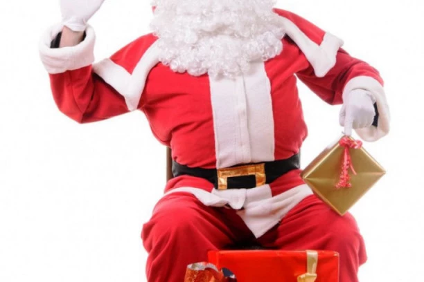 DEDA MRAZ JAČI I OD KORONE! Omiljeni bradonja otkriva kako tokom pandemije OBRADOVATI MALIŠANE i gde je Baba Mraz!