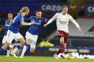 NEZAPAMĆENO: Potpuni KRAH Arsenala!