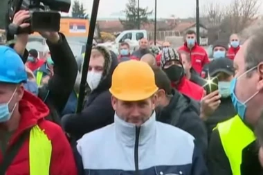 GDE JE ON!? Predsednik se posebno interesovao kako je Tanasko, a evo ko je čovek koji je Vučiću prirastao za srce!