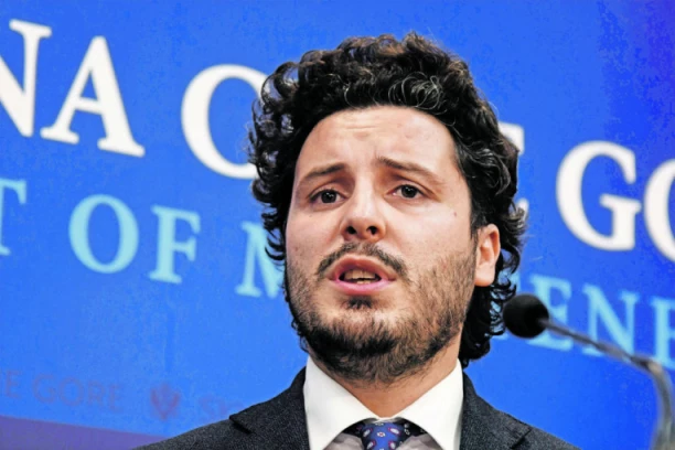 Dritana Šiptari u Prizrenu dočekali na NOŽ: ČETNIČKO PAŠČE!