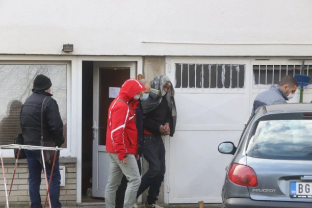 UŽAS NA ČUKARICI: Narkoman ISKASAPIO ženu zbog DROGE! ČITAJTE U SRPSKOM TELEGRAFU