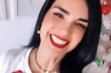 (FOTO) SRBIJA JE OBOŽAVALA OVU GLUMICU! Odgajila ju je bivša PROSTITUTKA, preuzela je porodični posao i zaljubila se u BUNTOVNIKA!