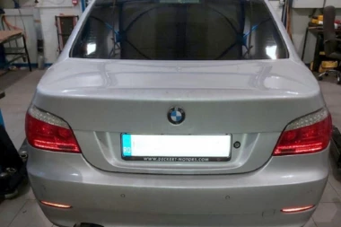 Carinici zaustavili Albanku (30) na Batrovcima, kada je otvorila gepek svi su popadali u nesvest od prizora