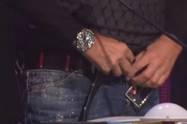 OVO NIJE NIJE OČEKIVAO! Saša Popović OTKOPČAO ŠLIC USRED EMISIJE! Gledaoci iznenađeni, a ovako je ŽIRI REAGOVAO!