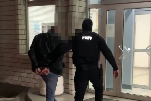 (VIDEO) AKCIJA ZA AKCIJOM! UKP BEZ MILOSTI: Pohapšena ozbiljna kriminalna banda, EVO ZA ŠTA SE TERETE!