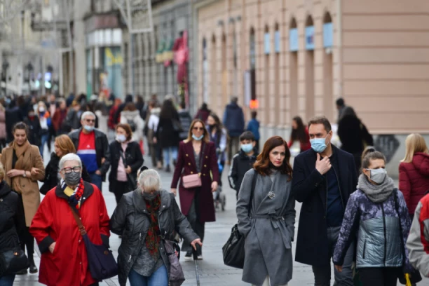 RADNO VREME ZA SUTRAŠNJI PRAZNIK: Evo šta će i do koliko raditi na Dan primirja