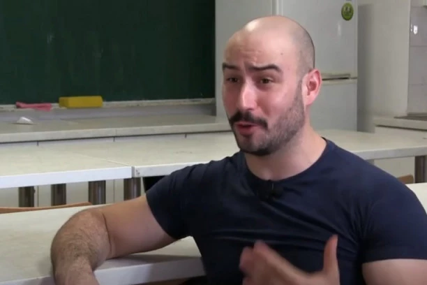 KAD BI ČIPOVE UBACIVALI U VAKCINE, ŽIVELI BISMO 150 GODINA: Srpski naučnik iz SAD rešio dileme koje su izvor BIZARNIH TEORIJA!