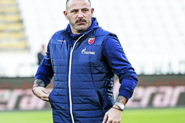 OGLASIO SE DEJAN STANKOVIĆ SA KIPRA: Euforija među navijačima posle reči trenera Zvezde!