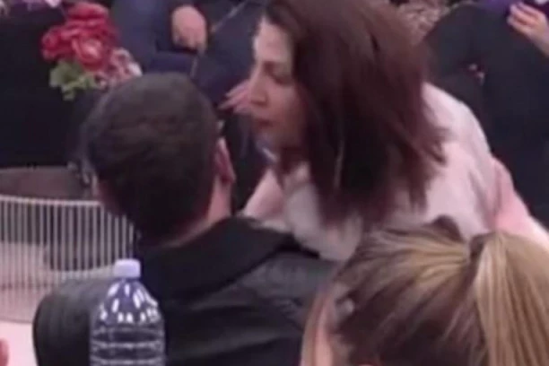 (VIDEO) Nadežda ponovo nasrnula na Tomu: Znam da hoćeš da mi uzmeš dete! Bio je sa mnom dok nisi počeo DA JE*EŠ  po rijalitiju!