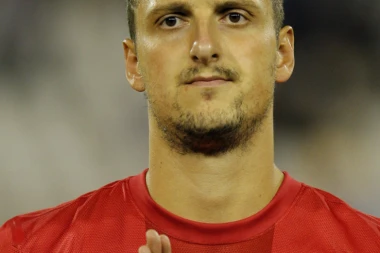 KUZMANOVIĆ UPLAŠIO "DELIJE": Bivši reprezentativac Srbije otkrio VELIKI PROBLEM pred dvomeč Zvezde i Milana!