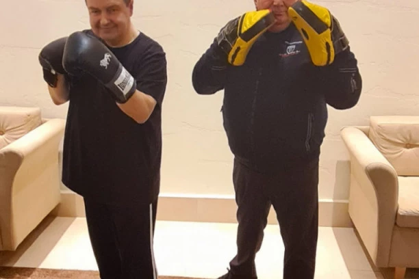 (FOTO, VIDEO) U RINGU: DAČIĆ I PALMA ODMERILI SNAGE! Ja sam novi Roki, TAJSON NE BI SMEO DA MI STANE NA CRTU