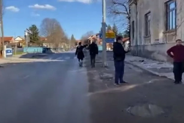 NIKO NE ZNA ŠTA JE SA SRBIMA U OKOLINI PETRINJE! Sveštenik Saša Umićević potresen, brine za parohijane!