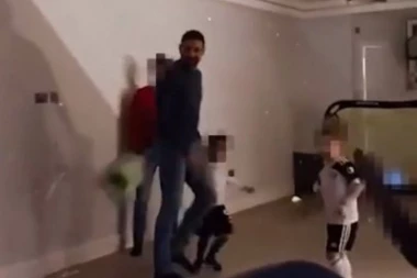 (VIDEO) ISPLIVAO SNIMAK: Sraman napad Engleza - pogledajte skromnu proslavu Mitrovića i Milivojevića!