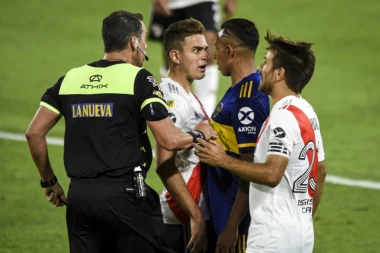 TAJ, LUDI FUDBAL: Prvi SUPERKLASIKO bez Maradone i navijača ostao bez pobednika!