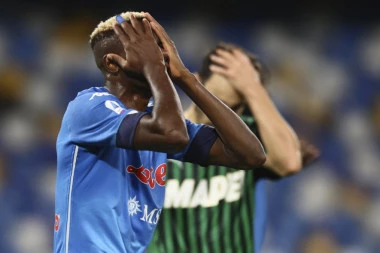 PENALIJADA U SERIJI A: Sasuolo i Napoli odigrali najluđi meč sezone, REPREZENTATIVAC SRBIJE TRAGIČAR!