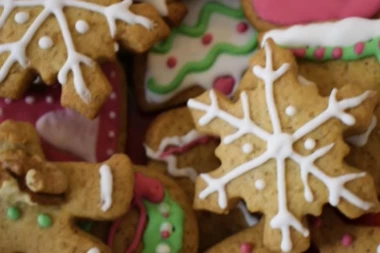 (RECEPT) OBAVEZNO IH MORATE IMATI NA TRPEZI ZA BOŽIĆ! Napravite najukusnije "božićne keksiće"!