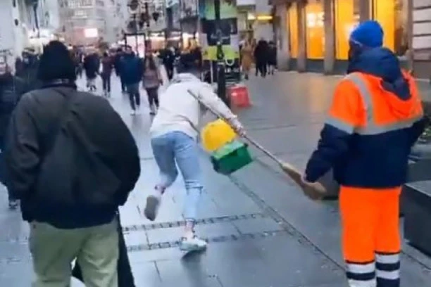 (VIDEO) SRAMOTA! Bivši učesnik rijalitija SNIMAO kako MALTRETIRA radnike Gradske čistoće, SVI ZGROŽENI!