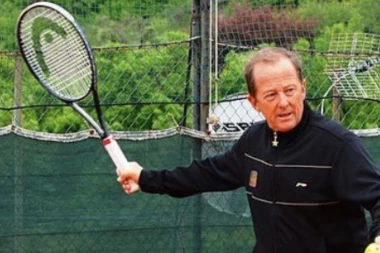 Đokovićev trener u SUZAMA: Preminuo legendarni Bob Bret, mentor Bekera i Ivaniševića...