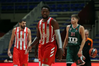 EVROLIGAŠKO IZNENAĐENJE: Crvena zvezda korak bliže TOP 8!