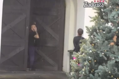 VUK MOB NAPUSTIO ZADRUGU: Stiglo pismo koje je sve iznenadilo, učesnik rijalitia ispraćen sa aplauzom!