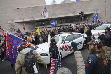 GRADONAČELNICA PRELOMILA: Vanredno stanje u Vašingtonu PRODUŽENO do 21. januara!