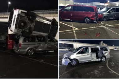 ONI NJEMU OTKAZ, A ON NA NJIH BAGEROM! BESAN ZBOG GUBITKA POSLA "MERCEDESU" UNIŠTIO 50 AUTOMOBILA!