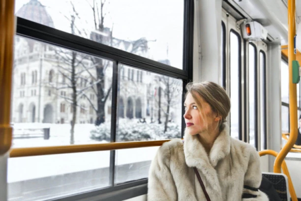 OTRKIVAMO KAKO DA IZBEGNETE ZIMSKU DEPRESIJU: Evo šta treba da radite svako veče pred spavanje i zašto su žene ugroženije!