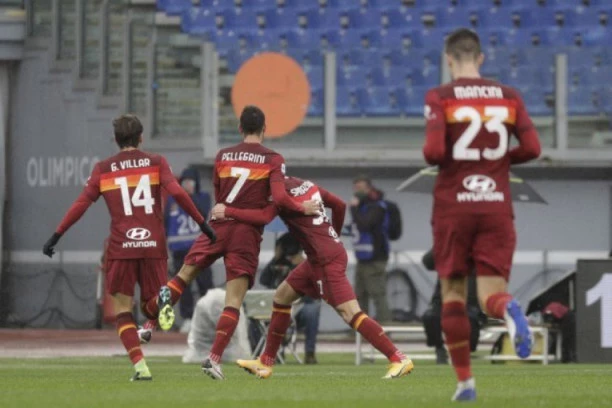 NE ODUSTAJU OD TITULE: Roma ZGAZILA Udineze i prestigla Juventus!