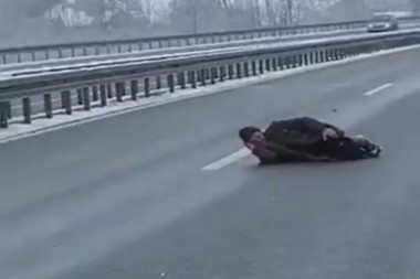 Hospitalizovan muškarac koji je ležao na autoputu Miloš Veliki