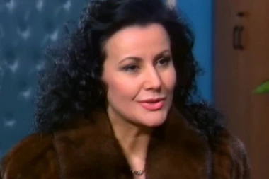 Proslavila je Snežana Savić: Uloga čuvene OPASNICE I ZAVODNICE bila je namenjena ovoj FOLK ZVEDI!