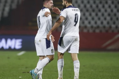 SRPSKI NAPADAČI BILI ZVEZDE, A SADA IH TERAJU IZ TIMOVA: Skandalozno je šta rade Mitru i Joviću!