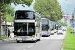 Haos u autobusu koji je iz Srbije putovao u Hrvatsku: ČOVEK PUTNICI ZAPALIO KOSU, hapsili ga u pola noći