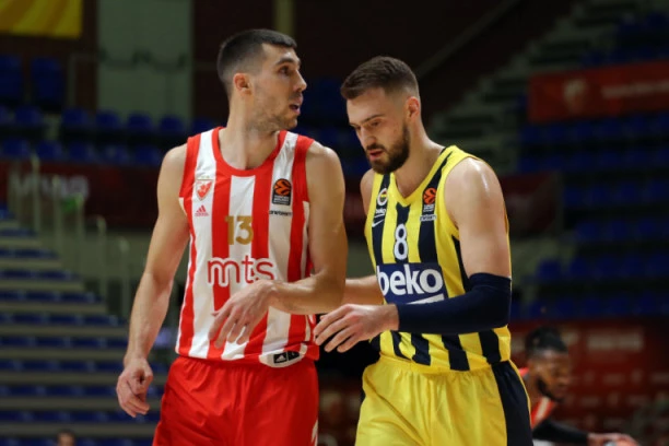 NOŽ U LEĐA "DELIJAMA": Šok IZJAVA Gudurića posle POVRATKA u Fenerbahče!
