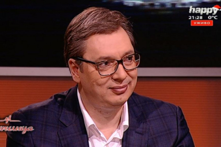 DRŽIM IH U SANDUKU! Vučić se našalio u programu uživo: Volim kiseli kupus više nego bilo kakvo vakcinisanje!