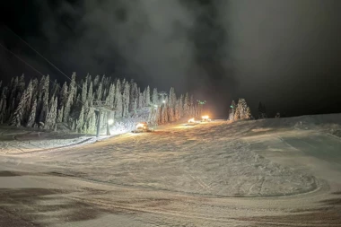 Više od 2 metra snega na Jahorini: Idealni uslovi za skijanje na jednoj od najposećenijih planina u regionu